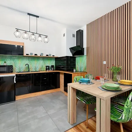 Przytulne Z Balkonem W Centrum Blisko Plazy By Renters Apartamento *