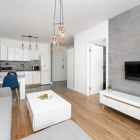 Apartamento Przytulne Z Balkonem W Centrum Blisko Plazy By Renters