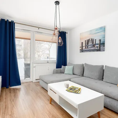 Apartamento Przytulne Z Balkonem W Centrum Blisko Plazy By Renters Kołobrzeg
