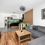 Przytulne Z Balkonem W Centrum Blisko Plazy By Renters Apartment Kolberg