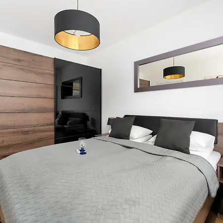 Apartman Przytulne Z Balkonem W Centrum Blisko Plazy By Renters *