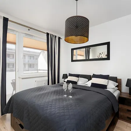 Przytulne Z Balkonem W Centrum Blisko Plazy By Renters * Kołobrzeg