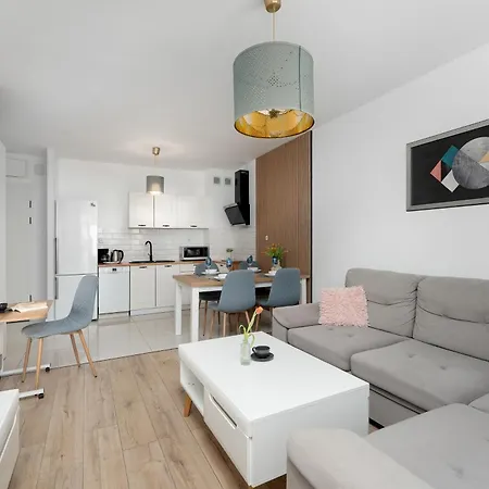Przytulne Z Balkonem W Centrum Blisko Plazy By Renters Apartman
