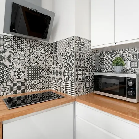 Apartamento Przytulne Z Balkonem W Centrum Blisko Plazy By Renters *